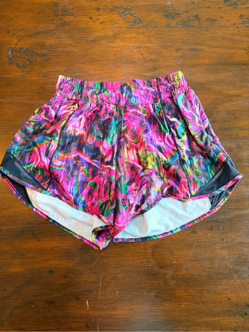 Lululemon Multicolor Abstract Running Shorts Size 4 Tall